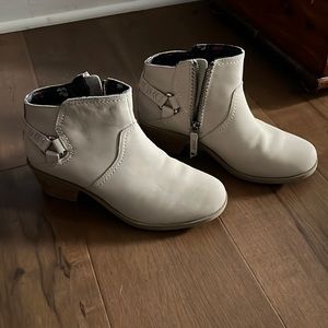 Teva Booties Size 7.5